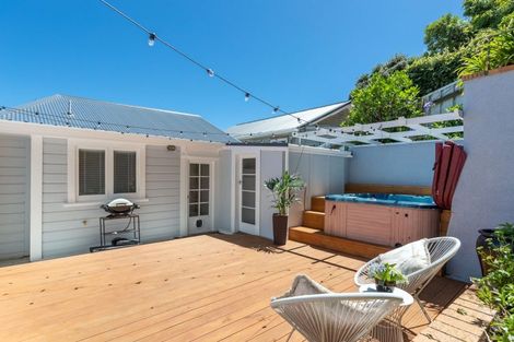 Photo of property in 69 Muritai Road, Eastbourne, Lower Hutt, 5013