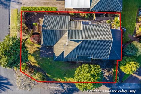 Photo of property in 15 Burn-murdoch Street, St Andrews, Hamilton, 3200