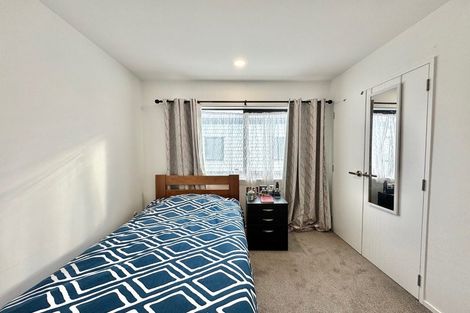 Photo of property in 30 Minhas Road, Papakura, 2110