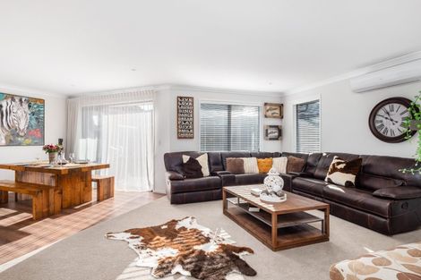 Photo of property in 95 Lynley Park Drive, Omokoroa, 3114