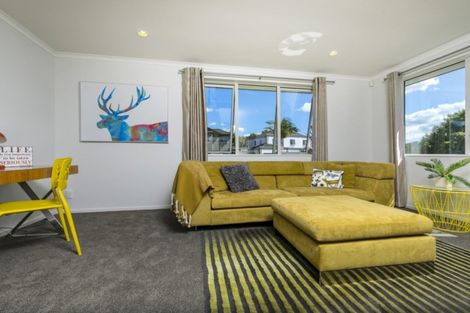 Photo of property in 35 Aberley Road, Schnapper Rock, Auckland, 0632