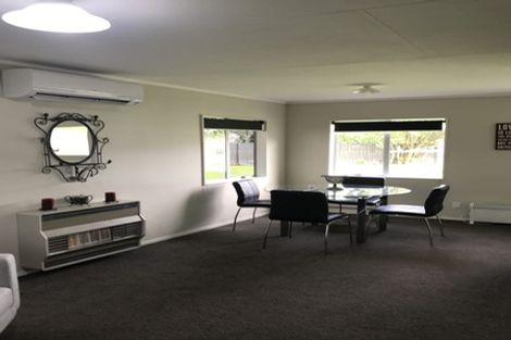 Photo of property in 87 Benmore Avenue, Cloverlea, Palmerston North, 4412