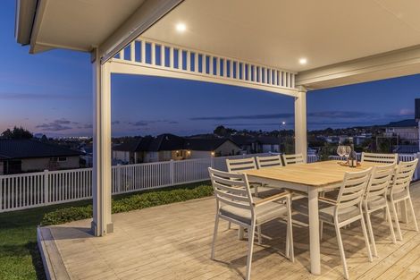 Photo of property in 15 Damien Place, Ohauiti, Tauranga, 3112