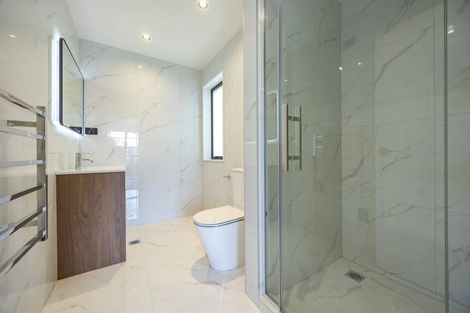 Photo of property in 8 Kartolina Crescent, Kumeu, 0810