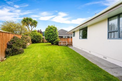 Photo of property in 10 Comeskey Grove, Elderslea, Upper Hutt, 5018