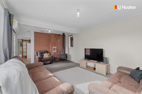 Photo of property in 8 Corbett Street, Green Island, Dunedin, 9018