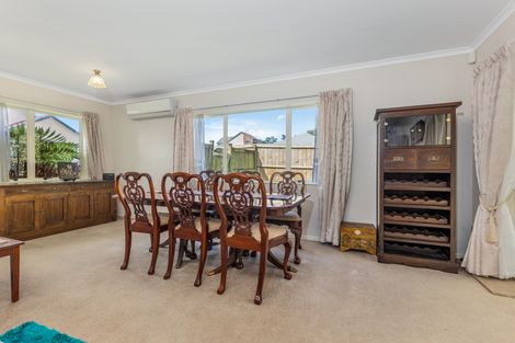 Photo of property in 23 Muirfield Street, Wattle Downs, Auckland, 2103
