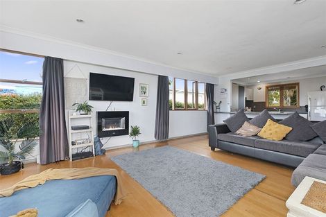Photo of property in 130 Windsor Road, Bellevue, Tauranga, 3110
