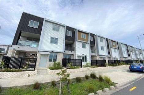 Photo of property in 15 Ceramic Lane, New Lynn, Auckland, 0600