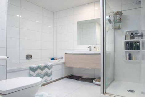 Photo of property in 22 Pepene Avenue, Takanini, 2112