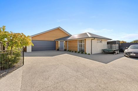 Photo of property in 50 Burnham School Road, Rolleston, 7614