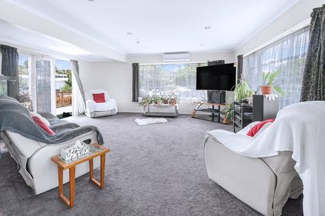 Photo of property in 10 Hamblyn Crescent, Nawton, Hamilton, 3200