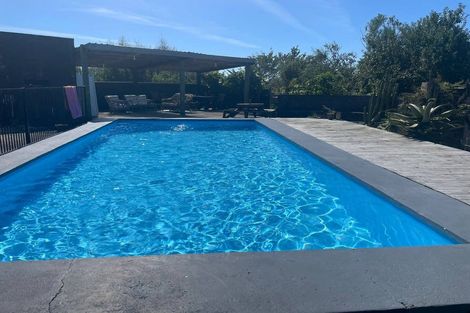 Photo of property in 356 Kuku Beach Road, Kuku, Levin, 5570