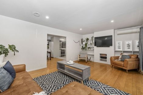 Photo of property in 21 Johnston Crescent, Hillcrest, Rotorua, 3015