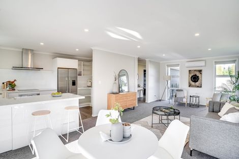 Photo of property in 47 Mcmaster Street, Greytown, 5712