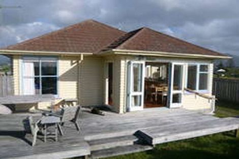 Photo of property in 64 Dixie Street, Te Horo Beach, Otaki, 5581