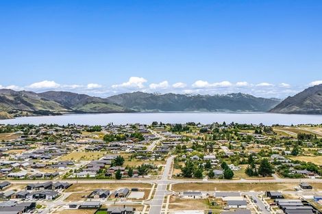 Photo of property in 16 Gillespie Street, Lake Hawea, 9382