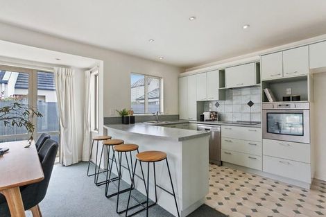 Photo of property in 150 Avonhead Road, Avonhead, Christchurch, 8042