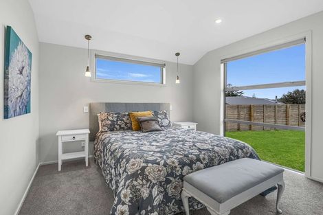 Photo of property in 20 Taonui Street, Waitarere Beach, Levin, 5510