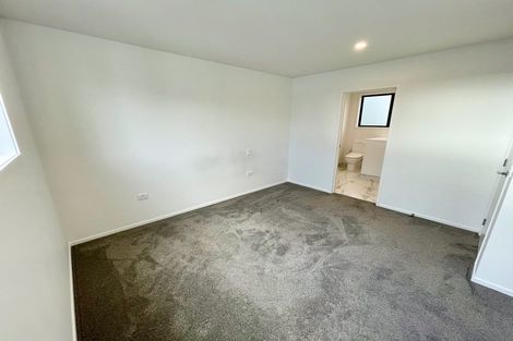 Photo of property in 7/22 Yeovil Road, Te Atatu Peninsula, Auckland, 0610