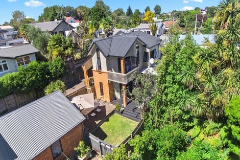 Photo of property in 4a Wellington Street, Hamilton East, Hamilton, 3216