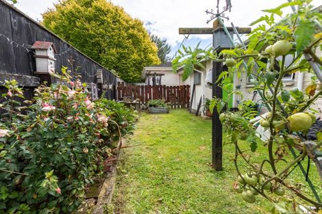Photo of property in 15b Queen Street, Dannevirke, 4930