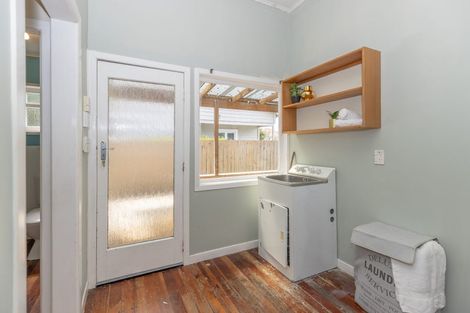 Photo of property in 17 Bettina Road, Fairfield, Hamilton, 3214