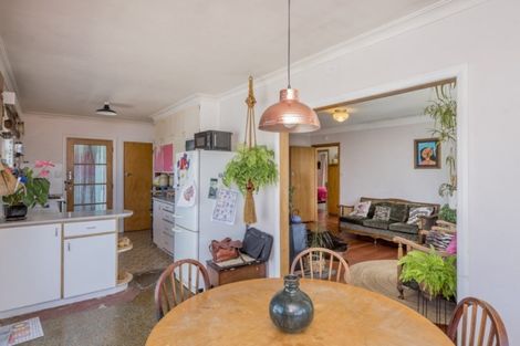 Photo of property in 162 Bartholomew Road, Levin, 5510