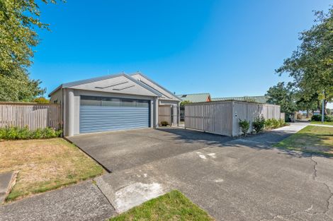 Photo of property in 3 Abby Road, Fitzherbert, Palmerston North, 4410