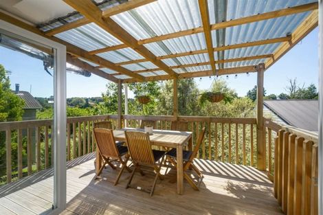 Photo of property in 1/13 Dianthus Place, Browns Bay, Auckland, 0630