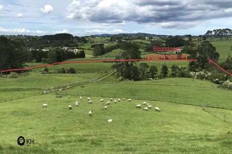 Photo of property in 133 Hanham Road, Kumeu, 0891