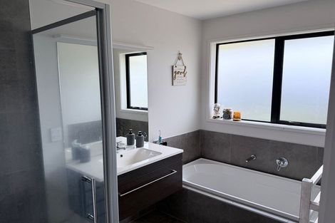 Photo of property in 3 Marire Place, Pukekohe, 2120