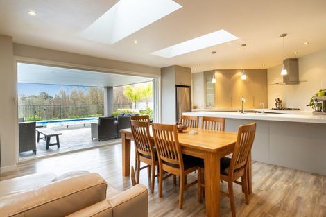 Photo of property in 43 Tauroa Valley Road, Havelock North, 4130