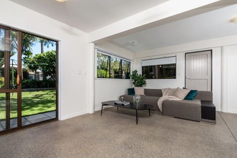 Photo of property in 10 Westmere Park Avenue, Westmere, Auckland, 1022