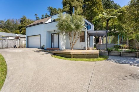 Photo of property in 2/464 Stokes Valley Road, Stokes Valley, Lower Hutt, 5019