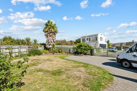 Photo of property in 59 Milne Drive, Paraparaumu, 5032