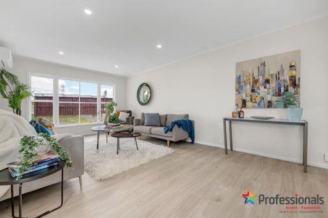 Photo of property in 27 Takanini Road, Takanini, 2112