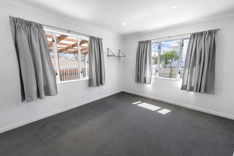Photo of property in 9 Goods Road, Otumoetai, Tauranga, 3110