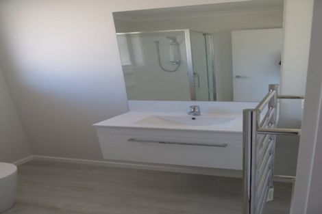 Photo of property in 6 Nottingham Road, Omokoroa, 3114