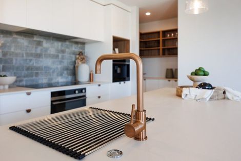 Photo of property in 68 Atlantic Drive, Fitzherbert, Palmerston North, 4410