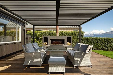 Photo of property in 3 Caithness Court, Jacks Point, Queenstown, 9371