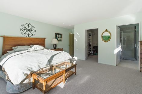 Photo of property in 17 Greystoke Lane, Avonhead, Christchurch, 8042