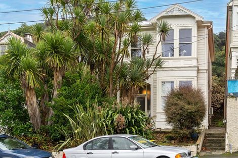 Photo of property in 100 Queen Street, North Dunedin, Dunedin, 9016