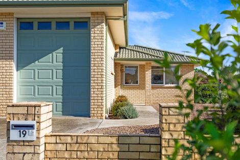Photo of property in 19 Pirika Place, Papamoa Beach, Papamoa, 3118