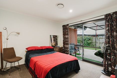 Photo of property in 14 Te Tiireke Drive, Glenview, Hamilton, 3206