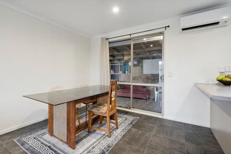 Photo of property in 106 Mako Mako Road, Levin, 5510