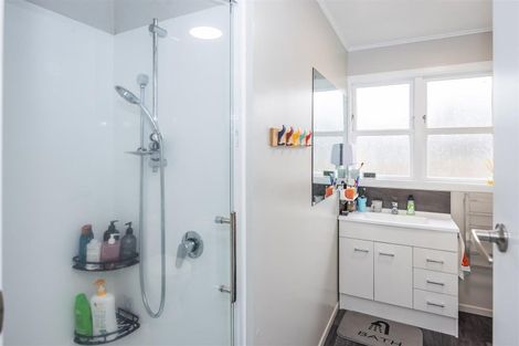 Photo of property in 16 Caernarvon Street, Dinsdale, Hamilton, 3204