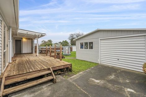 Photo of property in 106a Mako Mako Road, Levin, 5510