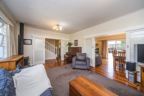Photo of property in 9 Parata Street, Hokowhitu, Palmerston North, 4410