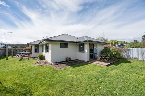 Photo of property in 16 Franklyn Close, Wakefield, 7025